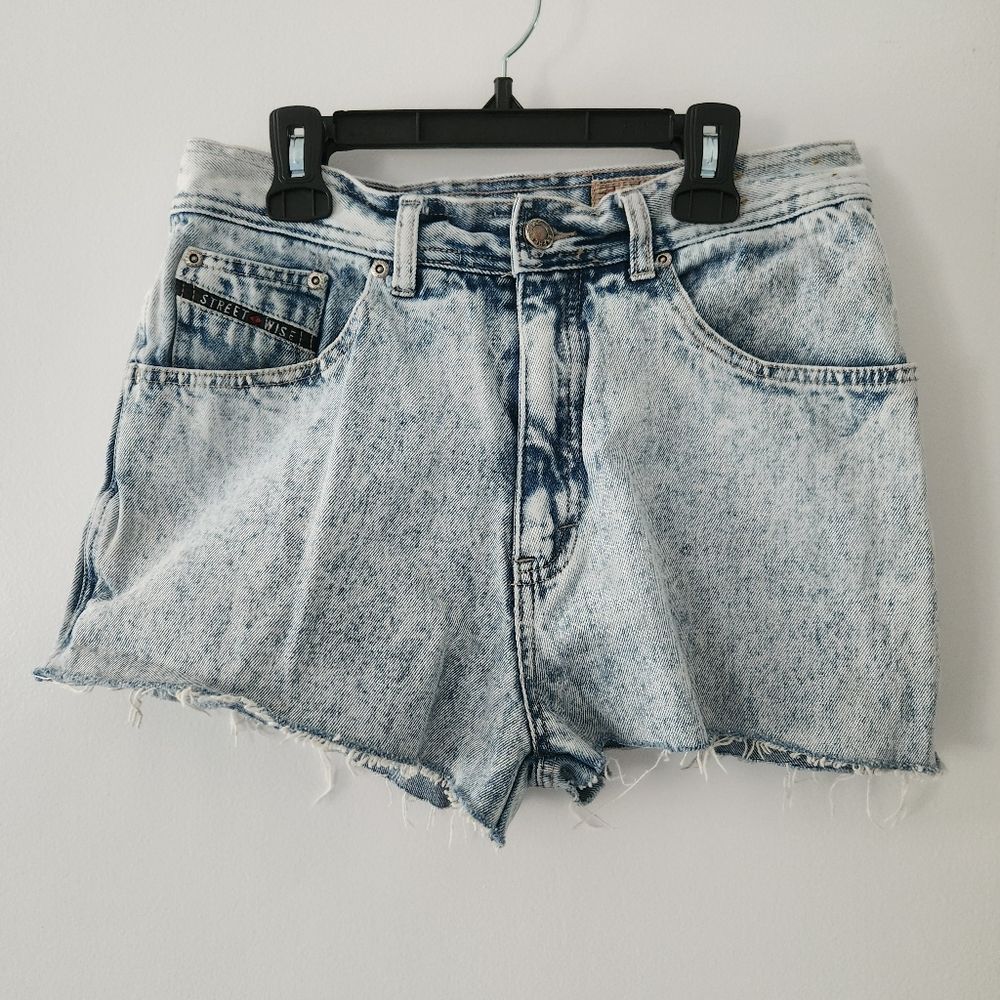 Street Wise By Expressions Acid Wash Jean Shorts Sz 31